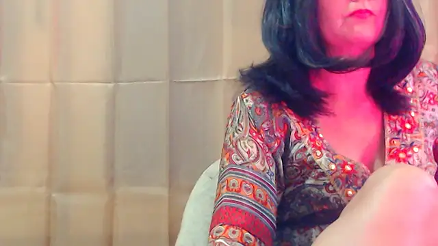 Snapshot of Fun4tipz chatting on 10/06/25, 02:09 Fun4tipz online show from 10/06/25, 02:09