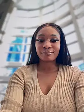 Snapshot of __Nessa__ chatting on 01/03/25, 01:36   Nessa   online show from 01/03/25, 01:36