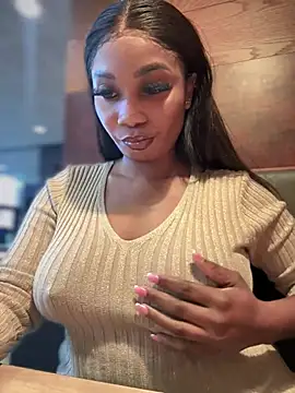 Snapshot of __Nessa__ chatting on 01/19/25, 11:34   Nessa   online show from 01/19/25, 11:34