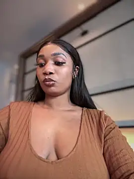 Snapshot of __Nessa__ chatting on 02/01/25, 12:05   Nessa   online show from 02/01/25, 12:05