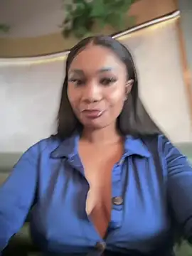 Snapshot of __Nessa__ chatting on 02/16/25, 11:49   Nessa   online show from 02/16/25, 11:49