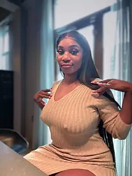 Snapshot of __Nessa__ chatting on 03/14/25, 02:52   Nessa   online show from 03/14/25, 02:52