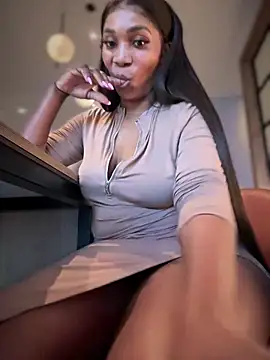 Snapshot of __Nessa__ chatting on 03/15/25, 05:59   Nessa   online show from 03/15/25, 05:59