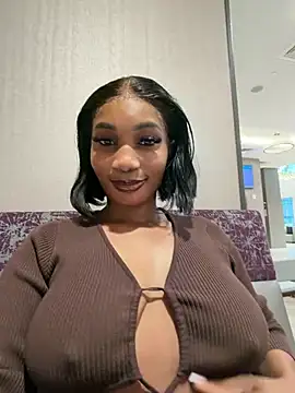 Snapshot of __Nessa__ chatting on 03/08/26, 12:53 Nessa online show from 03/08/26, 12:53