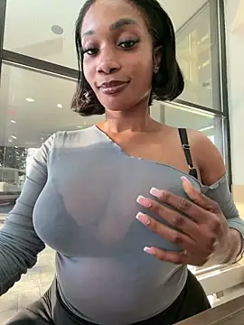 Snapshot of __Nessa__ chatting on 03/20/26, 01:16 Nessa online show from 03/20/26, 01:16