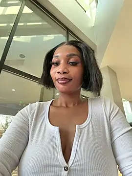 Snapshot of __Nessa__ chatting on 03/22/26, 01:03 Nessa online show from 03/22/26, 01:03