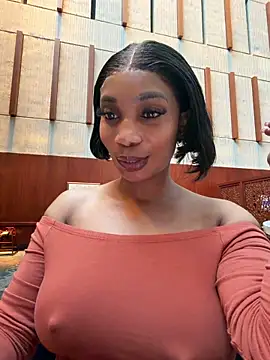 Snapshot of __Nessa__ chatting on 03/27/26, 01:55 Nessa online show from 03/27/26, 01:55