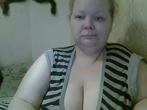 Snapshot of Jane_Kissys chatting on 12/22/24, 09:55 Jane Kissys online show from 12/22/24, 09:55