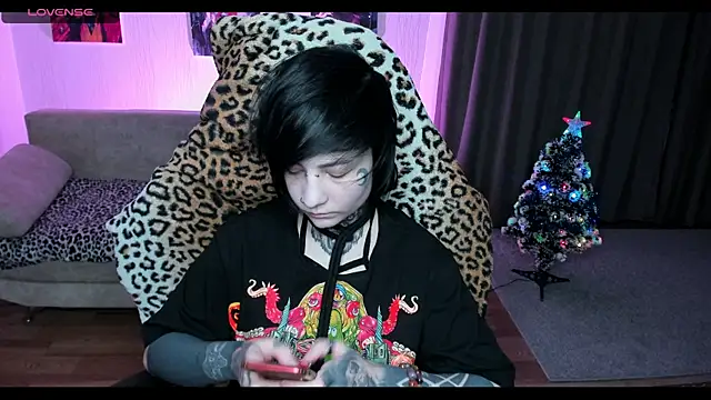 Snapshot of acid_trip1l chatting on 12/07/24, 07:32 acid trip1l online show from 12/07/24, 07:32