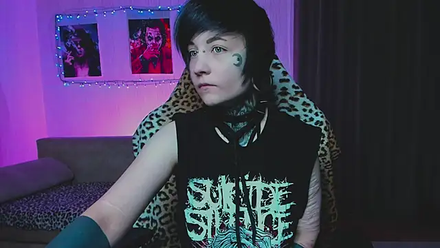 Snapshot of acid_trip1l chatting on 09/27/25, 08:36 acid trip1l online show from 09/27/25, 08:36