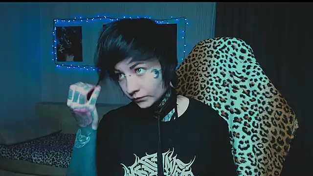 Snapshot of acid_trip1l chatting on 10/03/25, 09:01 acid trip1l online show from 10/03/25, 09:01