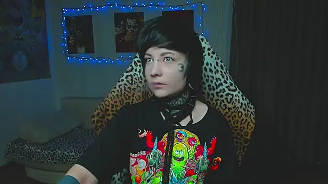 Snapshot of acid_trip1l chatting on 10/23/25, 08:18 acid trip1l online show from 10/23/25, 08:18