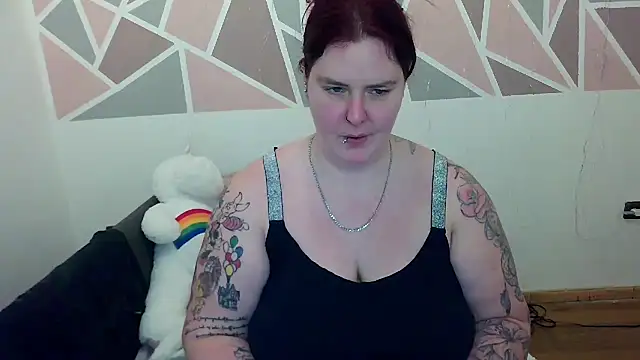 JoyceKyra91 online show from 02/06/25, 06:24