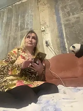 Irina2909xh online show from 03/01/25, 04:33