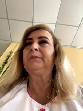 Irina2909xh online show from 10/03/25, 08:55