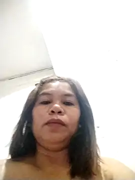 Snapshot of sweetvanna chatting on 04/28/26, 08:25 sweetvanna online show from 04/28/26, 08:25