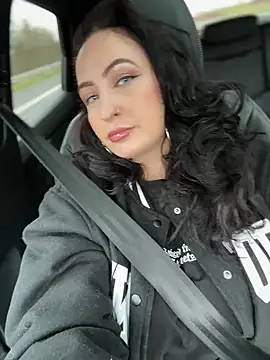 Snapshot of itsCassie chatting on 01/26/25, 02:19 itsCassie online show from 01/26/25, 02:19