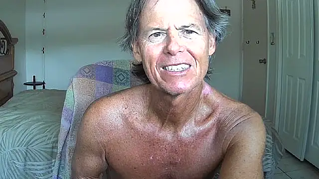 Snapshot of nakeedcowboi65 chatting on 05/09/26, 09:53 nakeedcowboi65 online show from 05/09/26, 09:53
