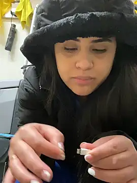 Snapshot of Maria_ruiz chatting on 01/06/25, 07:09 Maria ruiz online show from 01/06/25, 07:09