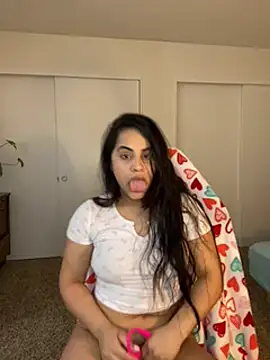 Snapshot of Maria_ruiz chatting on 02/25/25, 07:09 Maria ruiz online show from 02/25/25, 07:09