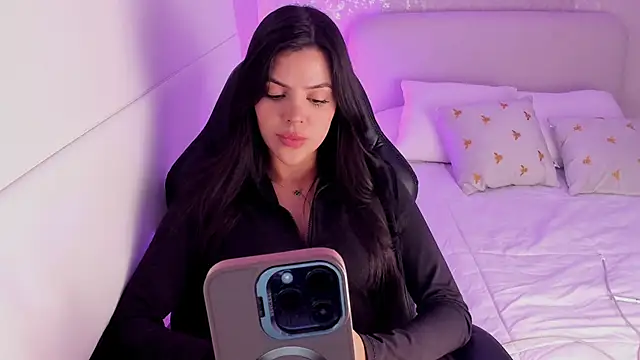 Snapshot of salome__11 chatting on 01/10/25, 05:15 salome 11 online show from 01/10/25, 05:15