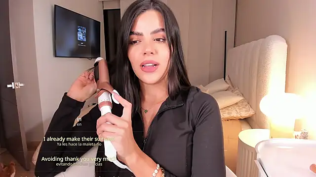 Snapshot of salome__11 chatting on 09/23/25, 01:19 salome 11 online show from 09/23/25, 01:19