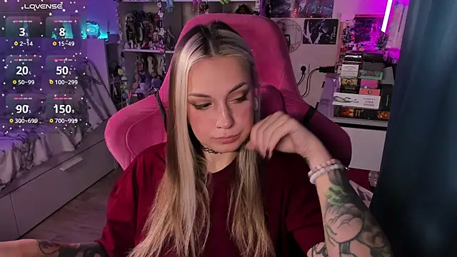 ChloeKohaku online show from 11/23/25, 06:35