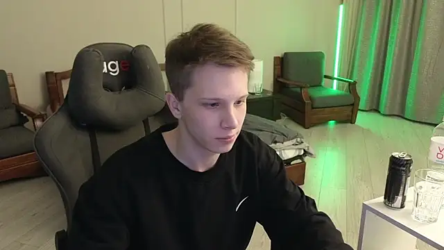 arlekincrop online show from 02/27/25, 03:26