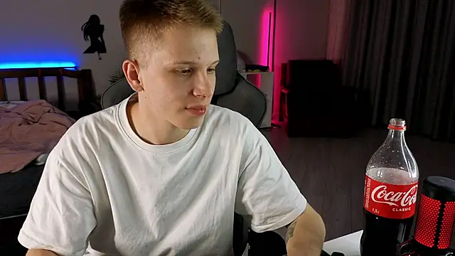 arlekincrop online show from 09/22/25, 08:55