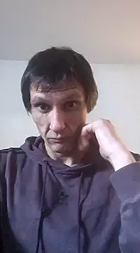 Snapshot of maciej chatting on 12/08/24, 03:35 maciej online show from 12/08/24, 03:35