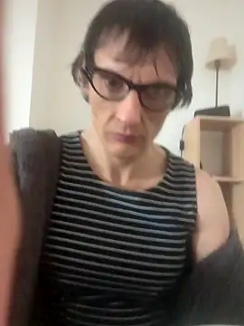 Snapshot of maciej chatting on 02/03/25, 09:52 maciej online show from 02/03/25, 09:52