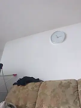 Snapshot of maciej chatting on 09/25/25, 06:50 maciej online show from 09/25/25, 06:50