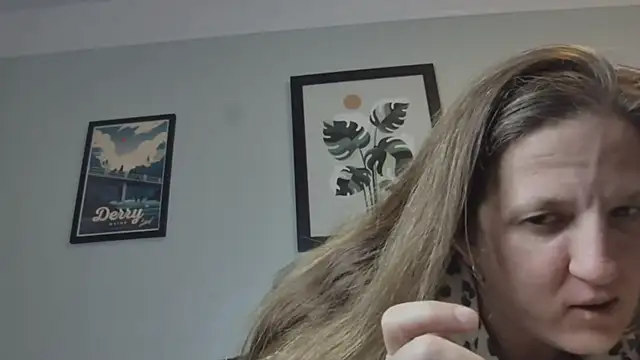 Snapshot of MissMera chatting on 12/13/24, 03:38 MissMera online show from 12/13/24, 03:38
