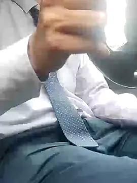 Snapshot of Business_dickkk chatting on 12/13/24, 04:16 Business dickkk online show from 12/13/24, 04:16