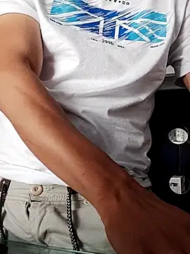 Snapshot of Business_dickkk chatting on 04/20/26, 12:41 Business dickkk online show from 04/20/26, 12:41