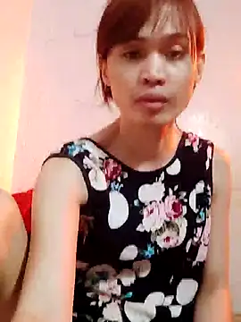 QueenSoreal online show from 02/05/25, 03:52