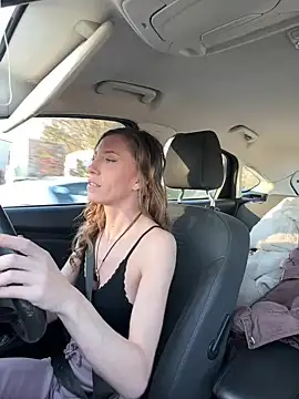 Snapshot of Heidi_Harper chatting on 03/02/25, 04:21 Heidi Harper online show from 03/02/25, 04:21