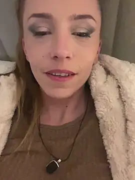 Heidi Harper online show from 03/15/25, 09:27