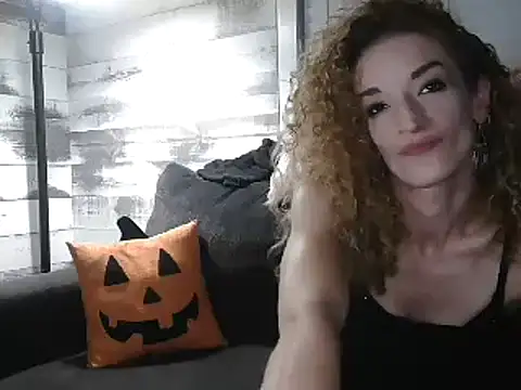 AshleyRain online show from 10/05/25, 06:12