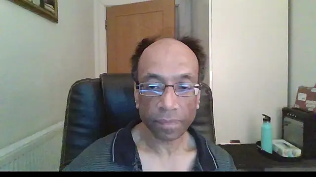 rauncher1 online show from 02/15/26, 10:58