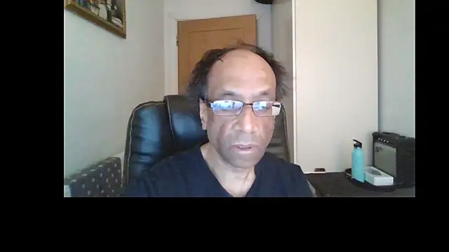 Snapshot of rauncher1 chatting on 05/11/26, 08:31 rauncher1 online show from 05/11/26, 08:31