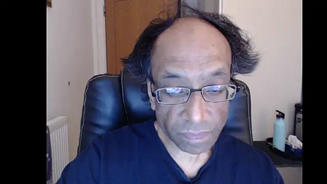 Snapshot of rauncher1 chatting on 06/02/26, 08:05 rauncher1 online show from 06/02/26, 08:05