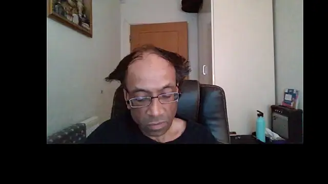 Snapshot of rauncher1 chatting on 06/29/26, 10:15 rauncher1 online show from 06/29/26, 10:15