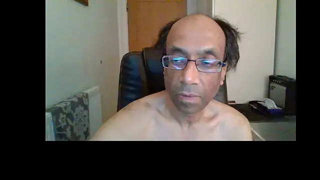 Snapshot of rauncher1 chatting on 07/09/26, 05:28 rauncher1 online show from 07/09/26, 05:28