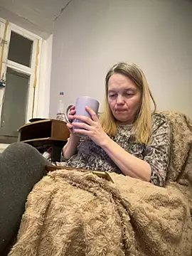 Susanel online show from 01/05/25, 03:13