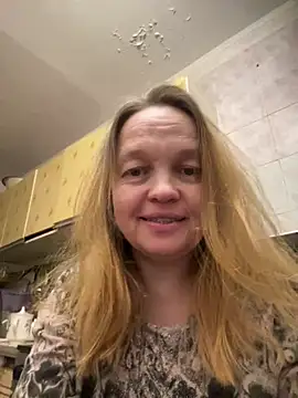 Susanel online show from 02/02/25, 09:13