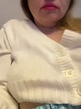 Susanel online show from 02/11/25, 02:02