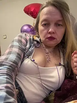 Susanel online show from 02/14/25, 02:54