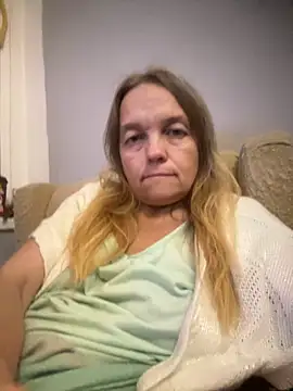 Susanel online show from 09/14/25, 08:19