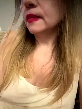 Susanel online show from 10/04/25, 08:18